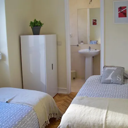 Admiral 1 By Interhome *